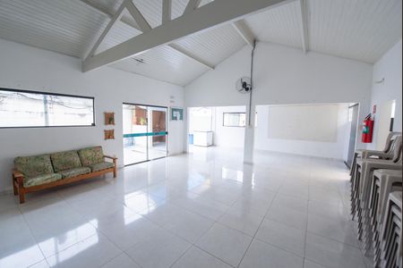 Apartamento para alugar com 68m², 2 quartos e 1 vagaÁrea comum - Salão de festas