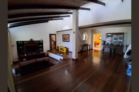 Casa à venda com 4 quartos, 339m² em Jardim Guanabara, Rio de Janeiro