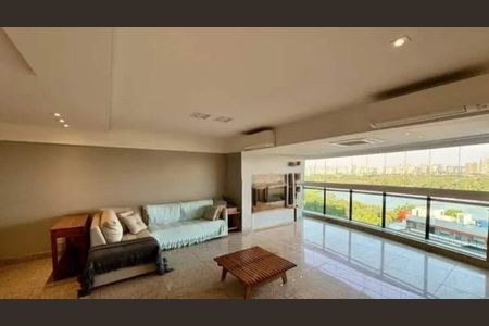 Apartamento à venda com 4 quartos, 165m² em Barra da Tijuca, Rio de Janeiro