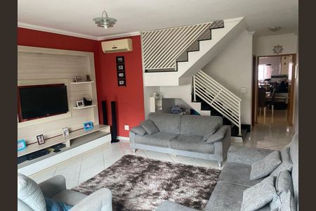 Casa à venda com 3 quartos, 229m² em Chácara Santo Antônio (Zona Leste), São Paulo