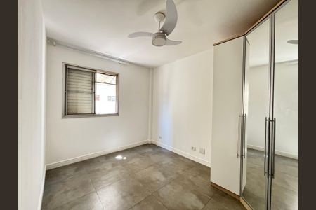 Apartamento à venda com 42m², 1 quarto e 1 vagaQuarto
