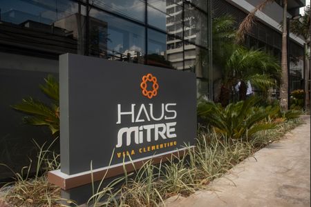 Studio à venda com 28m², 1 quarto e sem vagaFrente