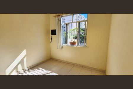 Apartamento à venda com 66m², 2 quartos e sem vaga