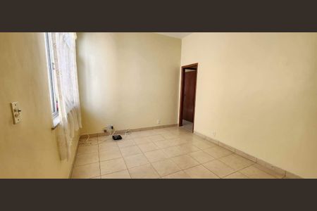 Apartamento à venda com 66m², 2 quartos e sem vaga