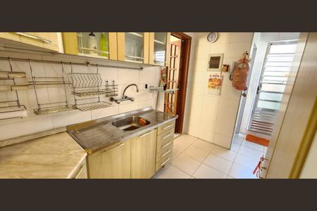 Apartamento à venda com 66m², 2 quartos e sem vaga