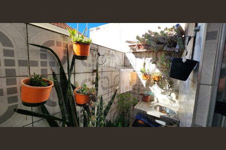 Apartamento à venda com 66m², 2 quartos e sem vaga