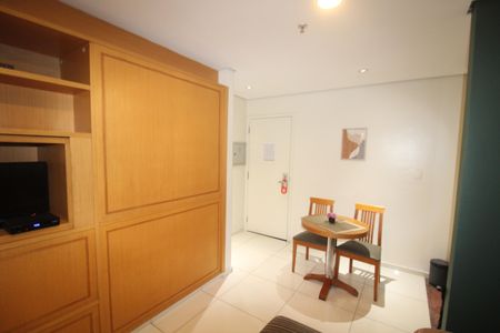Apartamento para alugar com 34m², 1 quarto e 1 vagaSala / Cozinha