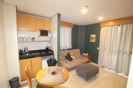 Sala / Cozinha de apartamento para alugar com 1 quarto, 34m² em Santana, São Paulo