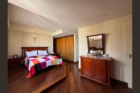 Apartamento à venda com 4 quartos, 256m² em São Pedro, Belo Horizonte