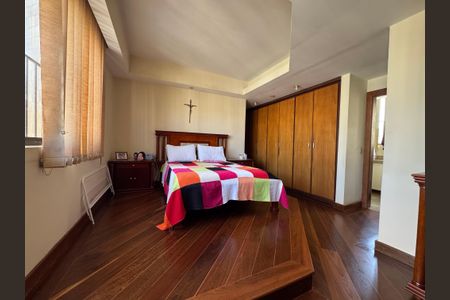 Apartamento à venda com 4 quartos, 256m² em São Pedro, Belo Horizonte