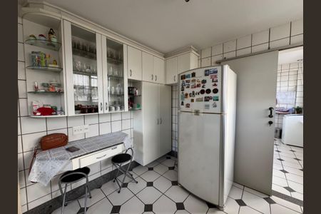 Apartamento à venda com 4 quartos, 256m² em São Pedro, Belo Horizonte