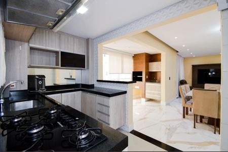 Apartamento à venda com 82m², 2 quartos e 1 vaga Apartamento à venda com 82m², 2 quartos e 1 vagaCozinha