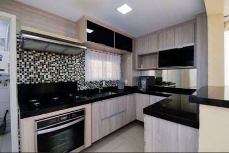 Apartamento à venda com 82m², 2 quartos e 1 vaga Apartamento à venda com 82m², 2 quartos e 1 vagaCozinha
