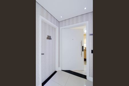 Apartamento à venda com 82m², 2 quartos e 1 vaga Apartamento à venda com 82m², 2 quartos e 1 vagaHall de entrada