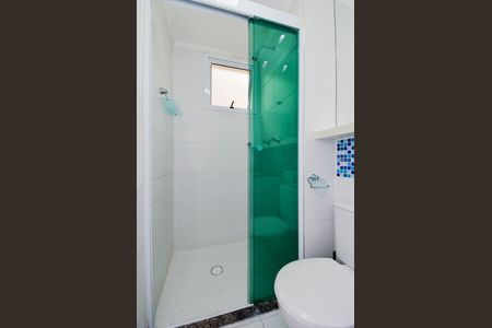 Apartamento à venda com 82m², 2 quartos e 1 vaga Apartamento à venda com 82m², 2 quartos e 1 vagaBanheiro da Suíte 1