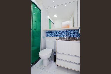 Apartamento à venda com 82m², 2 quartos e 1 vaga Apartamento à venda com 82m², 2 quartos e 1 vagaBanheiro da Suíte 1