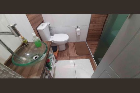 Apartamento à venda com 59m², 2 quartos e 1 vaga Apartamento à venda com 59m², 2 quartos e 1 vagaBanheiro