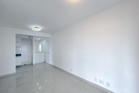 Sala de apartamento para alugar com 3 quartos, 95m² em Quarta Parada, São Paulo
