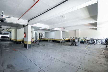 Apartamento à venda com 82m², 1 quarto e 2 vagas