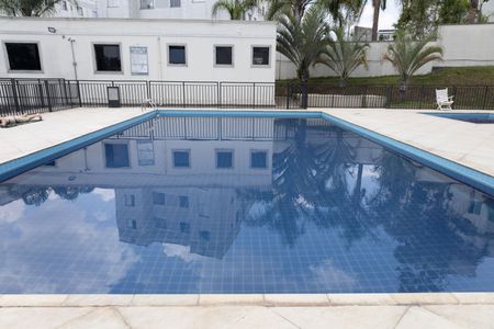 Apartamento para alugar com 45m², 2 quartos e 1 vaga Apartamento para alugar com 45m², 2 quartos e 1 vagaÁrea comum - Piscina