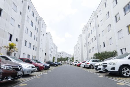 Apartamento para alugar com 45m², 2 quartos e 1 vaga Apartamento para alugar com 45m², 2 quartos e 1 vagaÁrea comum - Estacionamento