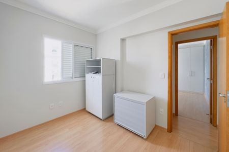 Apartamento para alugar com 90m², 3 quartos e 2 vagasQuarto