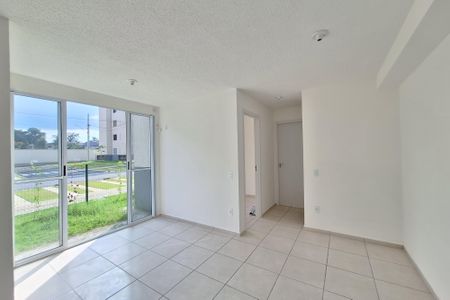 Sala de apartamento para alugar com 2 quartos, 55m² em Vila Ouro Preto, Duque de Caxias