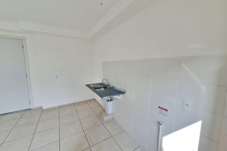 Cozinha de apartamento para alugar com 2 quartos, 55m² em Vila Ouro Preto, Duque de Caxias
