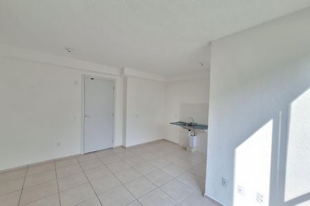 Cozinha de apartamento para alugar com 2 quartos, 55m² em Vila Ouro Preto, Duque de Caxias