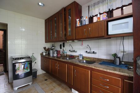 Casa de condomínio à venda com 350m², 4 quartos e 4 vagasCozinha