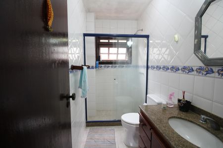 Casa de condomínio à venda com 350m², 4 quartos e 4 vagasBanheiro Social