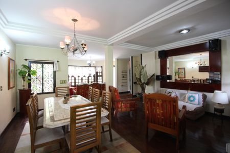 Sala 1 de casa de condomínio para alugar com 4 quartos, 350m² em Jacarepaguá, Rio de Janeiro