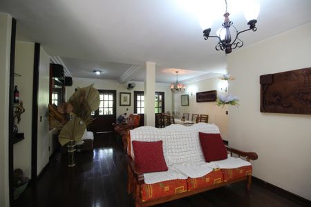 Casa de condomínio à venda com 350m², 4 quartos e 4 vagasSala 1