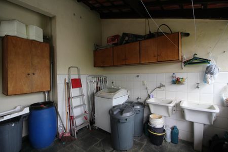 Casa de condomínio à venda com 350m², 4 quartos e 4 vagasÁrea de Serviço