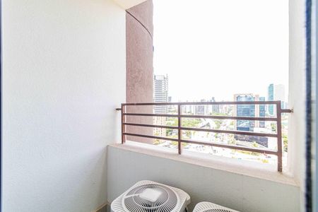 Apartamento à venda com 79m², 3 quartos e 1 vagaSuite - Varanda