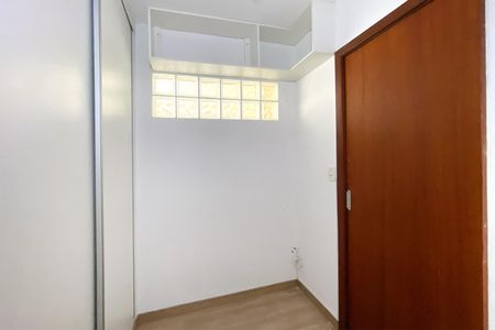 Apartamento à venda com 125m², 2 quartos e 1 vagaCloset da suíte 1