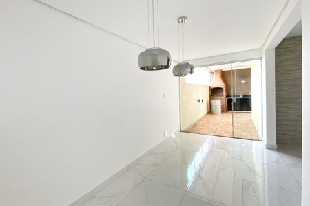 Apartamento à venda com 125m², 2 quartos e 1 vagaSala de Jantar