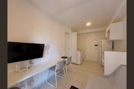 Sala  de apartamento para alugar com 1 quarto, 29m² em Jardim Caravelas, São Paulo