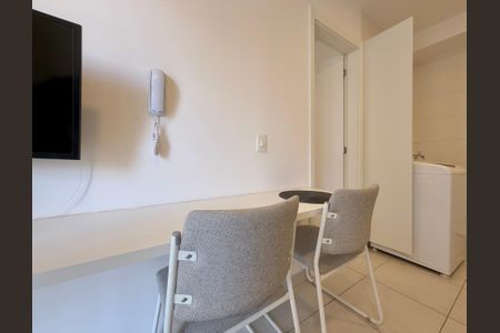 Sala de apartamento para alugar com 1 quarto, 29m² em Jardim Caravelas, São Paulo