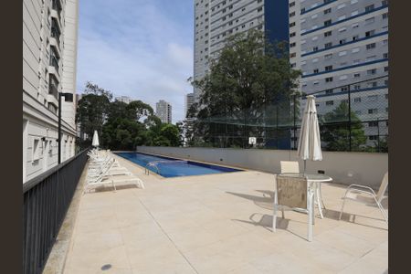 Apartamento para alugar com 38m², 1 quarto e 1 vagaÁrea comum - Piscina