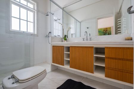 Casa à venda com 826m², 5 quartos e 5 vagasSuíte 3