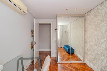 Apartamento à venda com 146m², 3 quartos e 2 vagasQuarto 2