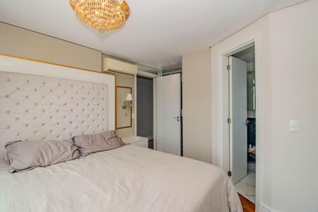 Apartamento à venda com 146m², 3 quartos e 2 vagasSuíte