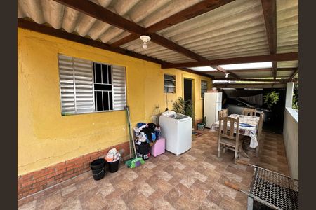 Casa à venda com 111m², 3 quartos e 3 vagas Casa à venda com 111m², 3 quartos e 3 vagasFoto 07