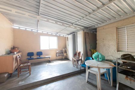 Casa à venda com 377m², 5 quartos e 3 vagasÁrea de Serviço