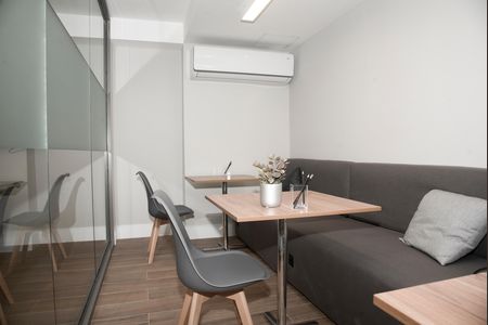 Studio para alugar com 24m², 1 quarto e sem vaga Studio para alugar com 24m², 1 quarto e sem vagaÁrea comum - Coworking