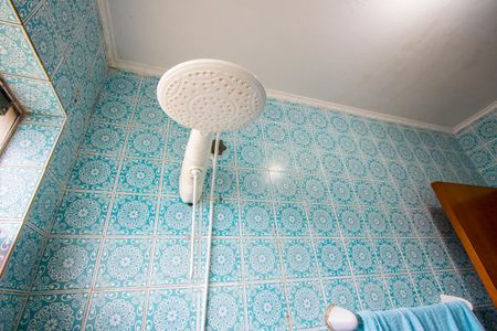 Casa à venda com 450m², 6 quartos e 6 vagasBanheiro do quarto 1