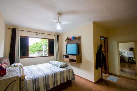 Casa à venda com 450m², 6 quartos e 6 vagasQuarto 1 - Suíte