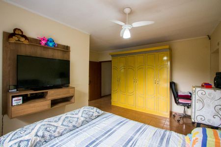 Quarto 1 - Suíte de casa à venda com 4 quartos, 350m² em Campestre, Santo André