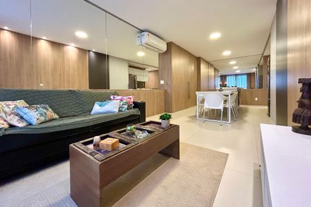 Sala de apartamento para alugar com 2 quartos, 75m² em Centro, Florianópolis